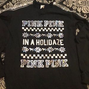 Vs Pink happy Holla Days tee